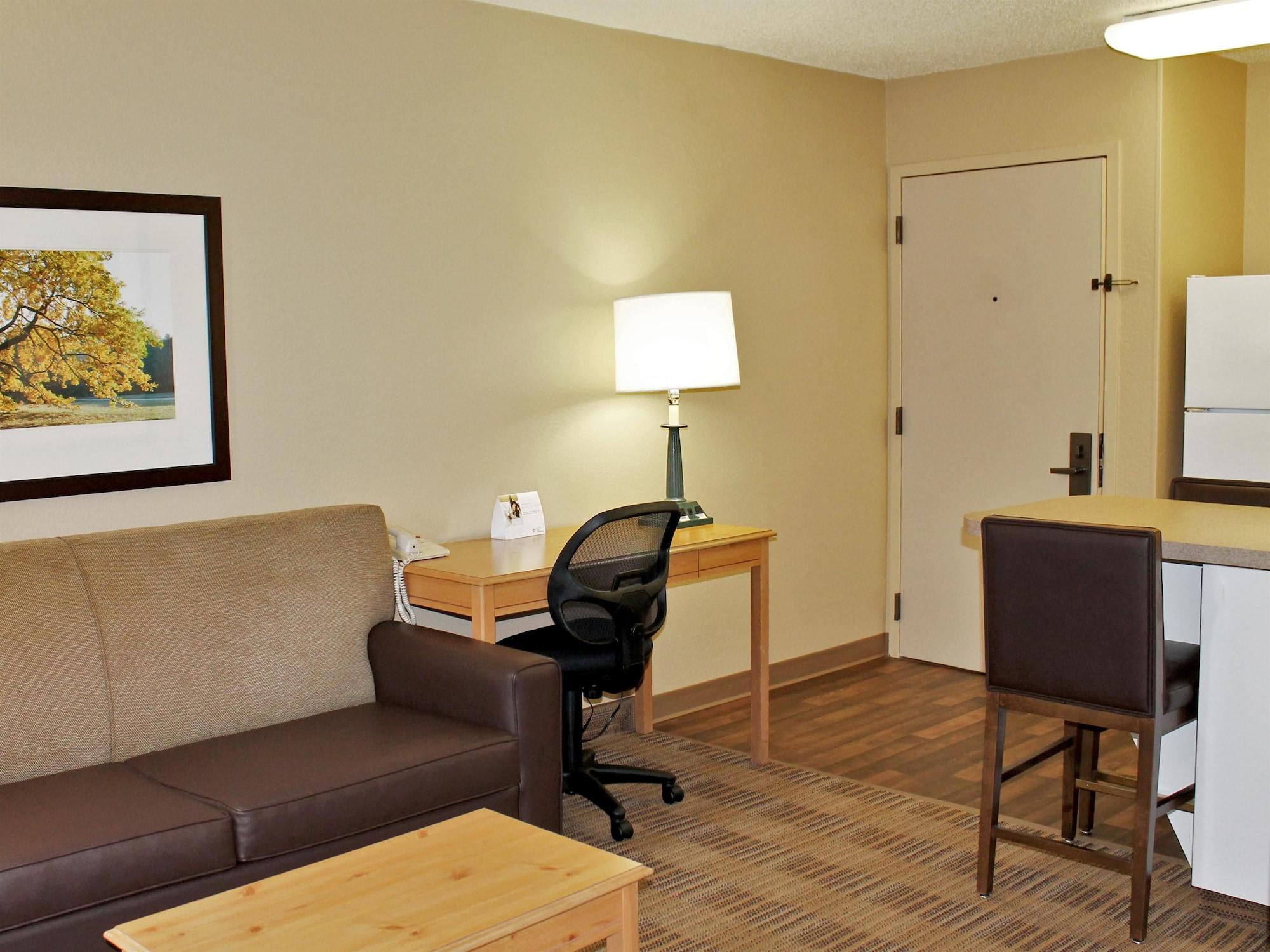 Extended Stay America Suites - Houston - Galleria - Uptown Екстер'єр фото