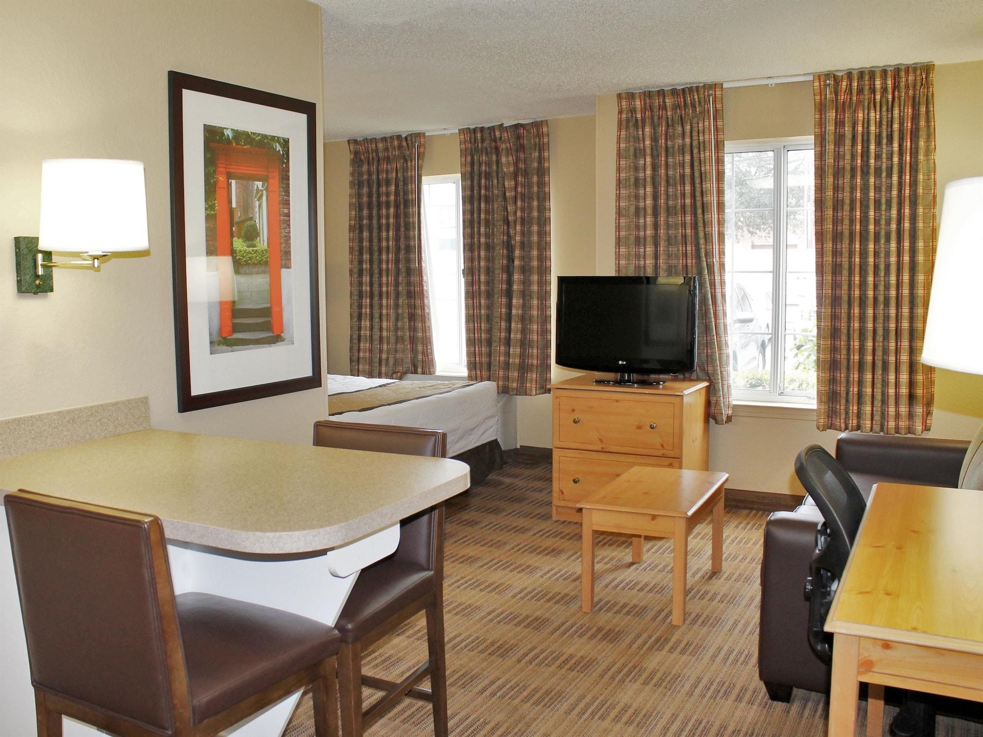 Extended Stay America Suites - Houston - Galleria - Uptown Екстер'єр фото